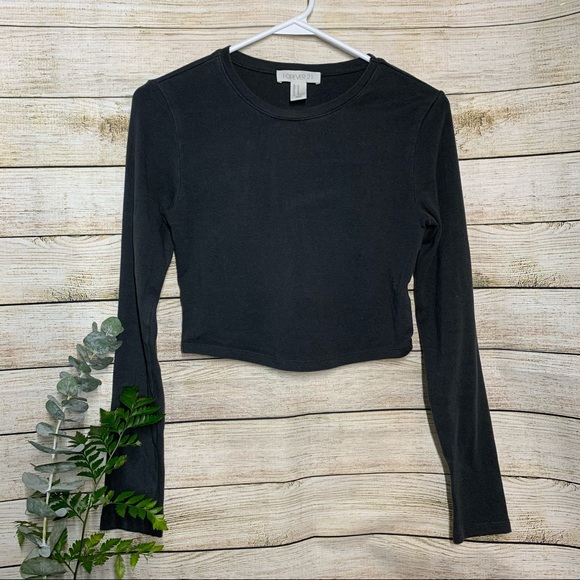 Forever21 Long Sleeve Croptop - Picture 1 of 3